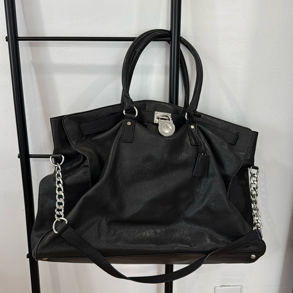 Michael Kors Oversized Weekender Leather bag EXCELLENT CONDITION!!!